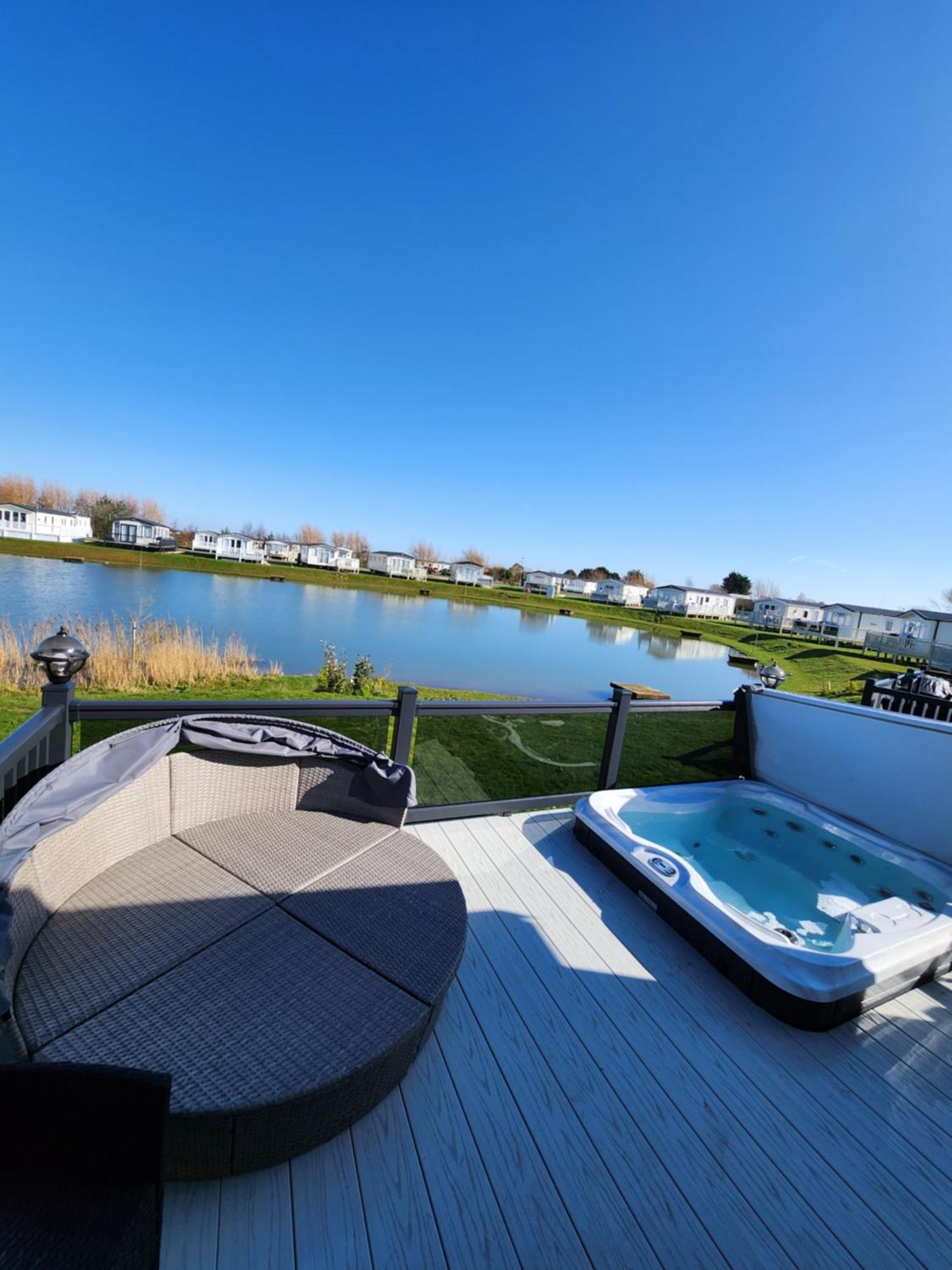 Pinewood Retreat 37 Fishing Lake With Hot Tub The Grange Mablethorpe Hotel Luaran gambar